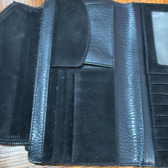 Matt & Nat Black trifold wallet - Picture 8 of 8